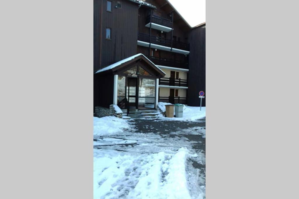 Petit Studio Mansarde 18 M2 Avec Navette Gratuit Aux Pistes De Ski Gresse-en-Vercors Exterior foto
